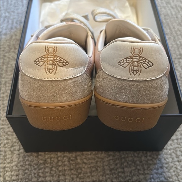 100% Authentic Gucci Women's Pink and Blue Sneakers - Picture 5 of 6